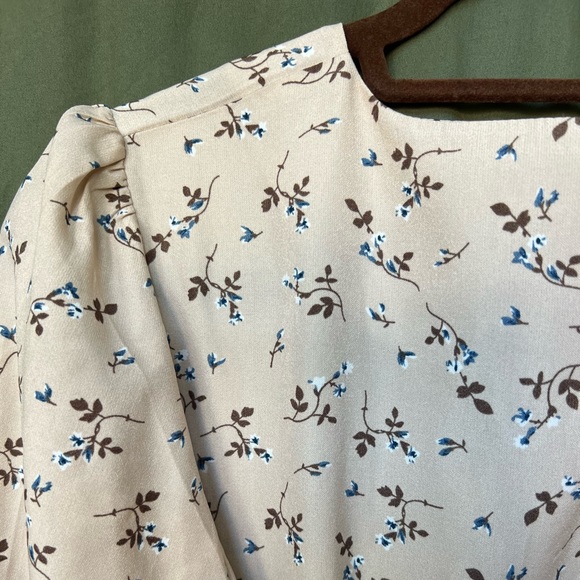 Oak + Fort Cream/Tan Floral Dress - Small - Picture 4 of 4